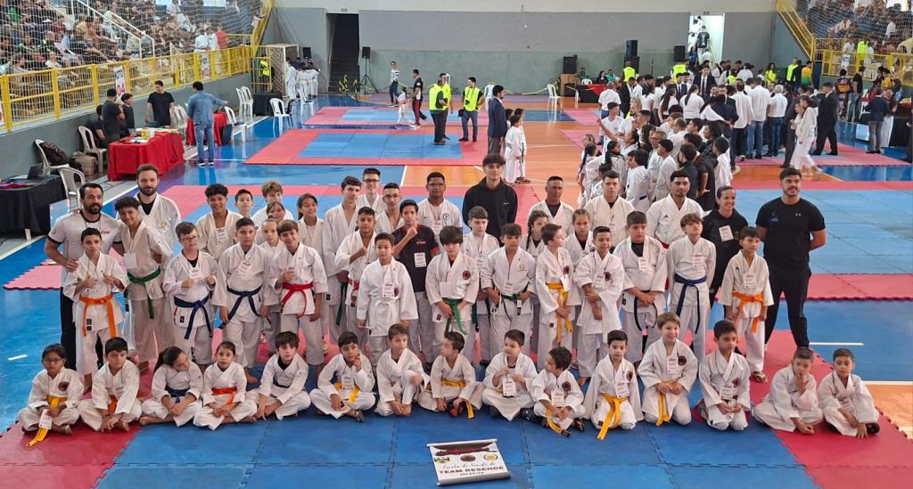 TEAM RESENDE CONQUISTA 3º LUGAR GERAL ENTRE 24 CLUBES E MOSTRA SUA FORÇA EM SANTA FÉ DO SUL