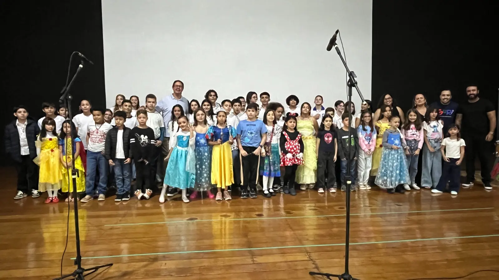 Alunos do Programa Guri emocionam famílias em apresentações de encerramento do semestre em Santa Fé do Sul