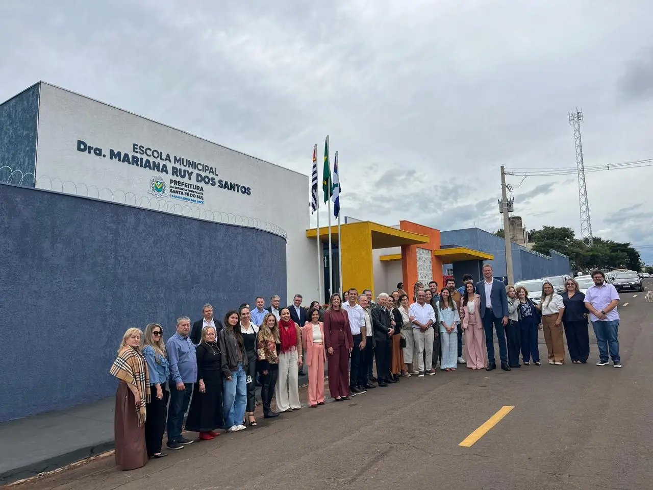 Santa Fé do Sul inaugura Escola Municipal 