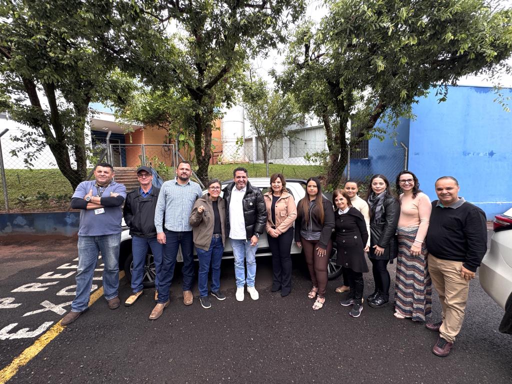 Serviços da Unidade de Zoonoses serão fortalecidos com a entrega de veículo zero quilômetro