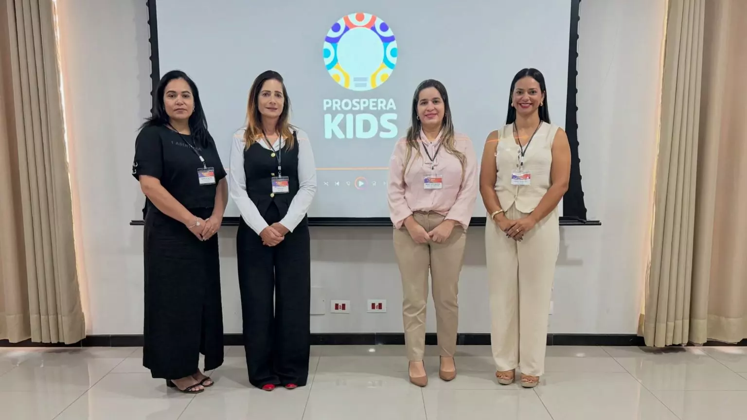 Gestores de Guarani d’Oeste buscam novas estratégias para a educação e assistência social em evento regional