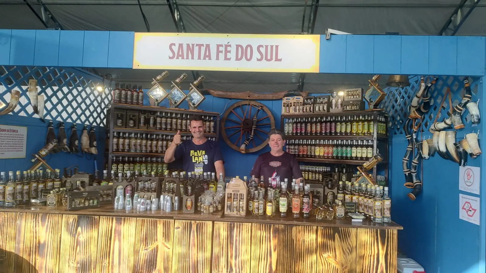 Santa Fé do Sul marca presença no Revelando SP 2026 com a cachaça artesanal Sabor da Estância