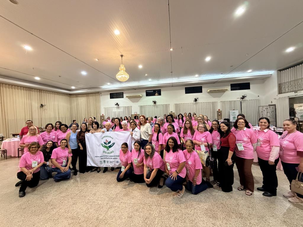 100 mulheres participam de evento voltado ao fortalecimento do agro feminino em Jales