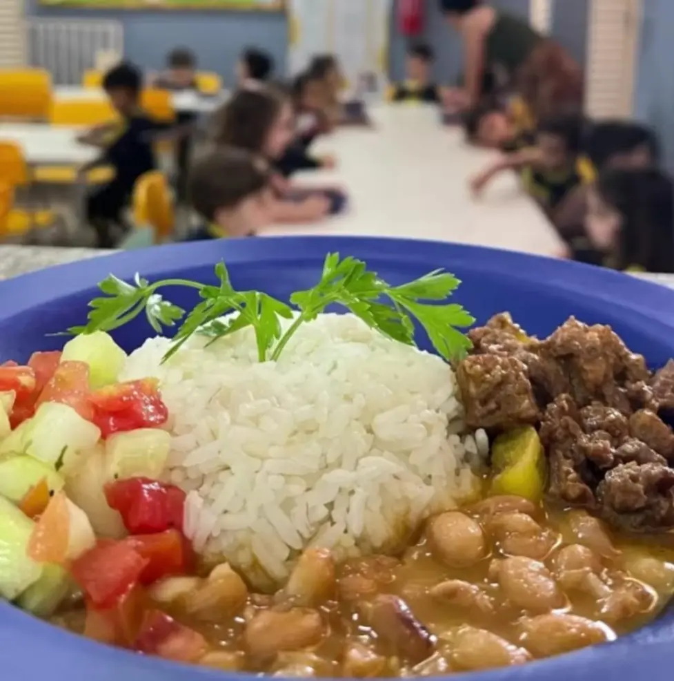 Merenda escolar de Santa Fé do Sul garante cerca de 300 mil refeições por mês com qualidade, equilíbrio nutricional e alimentos da agricultura familiar