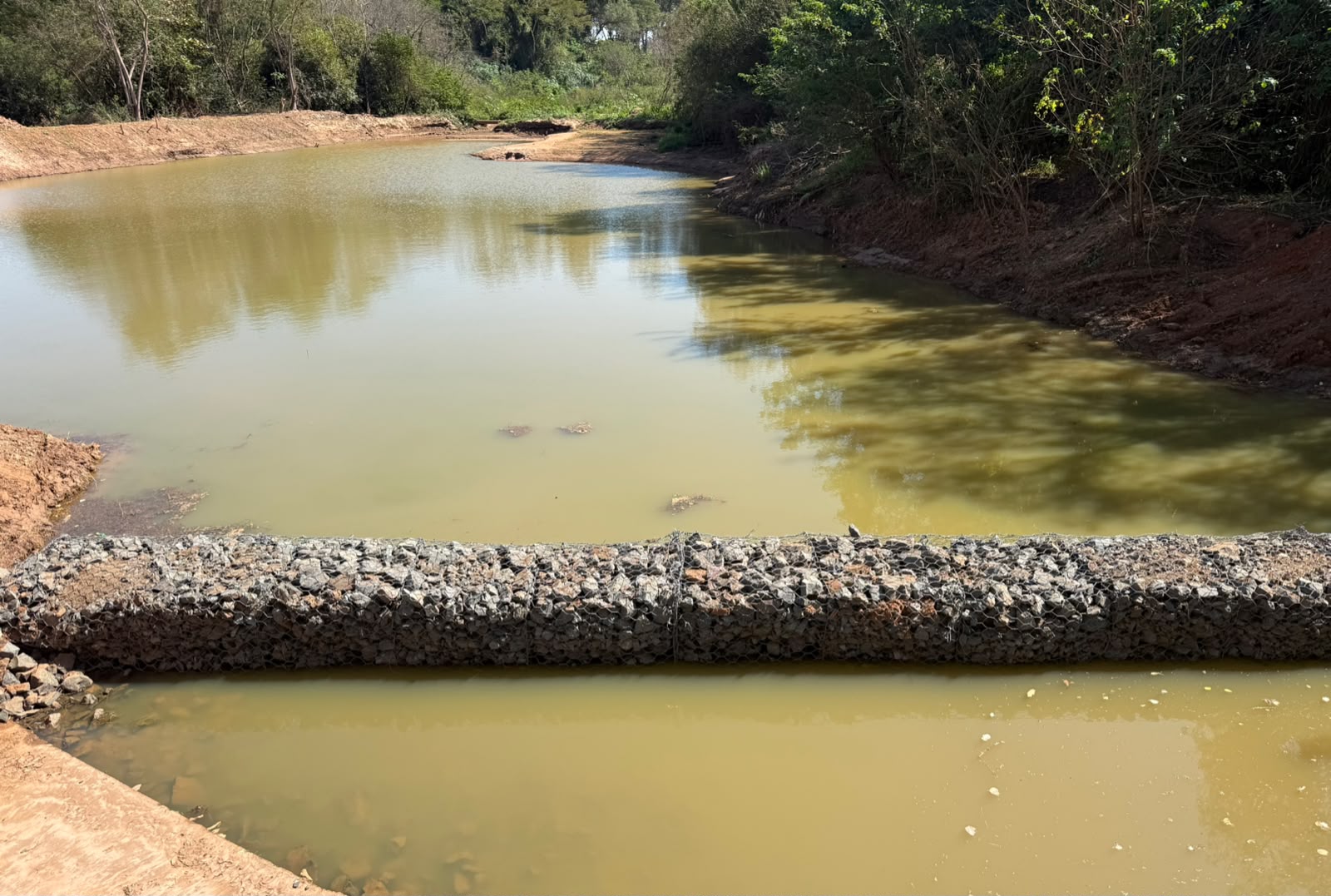 Empresa conclui implantação de “gabiões” na Represa Municipal