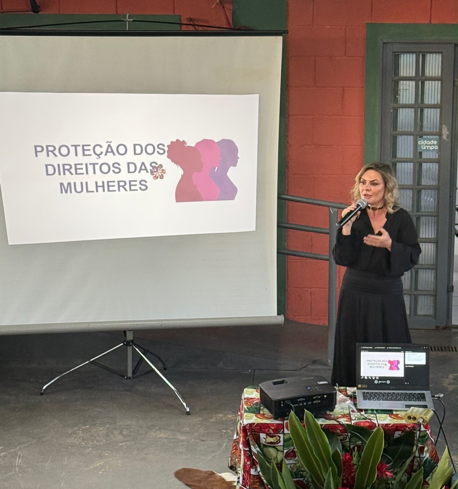 Proteção a mulher do campo foi tema de debate na Secretaria de Agricultura