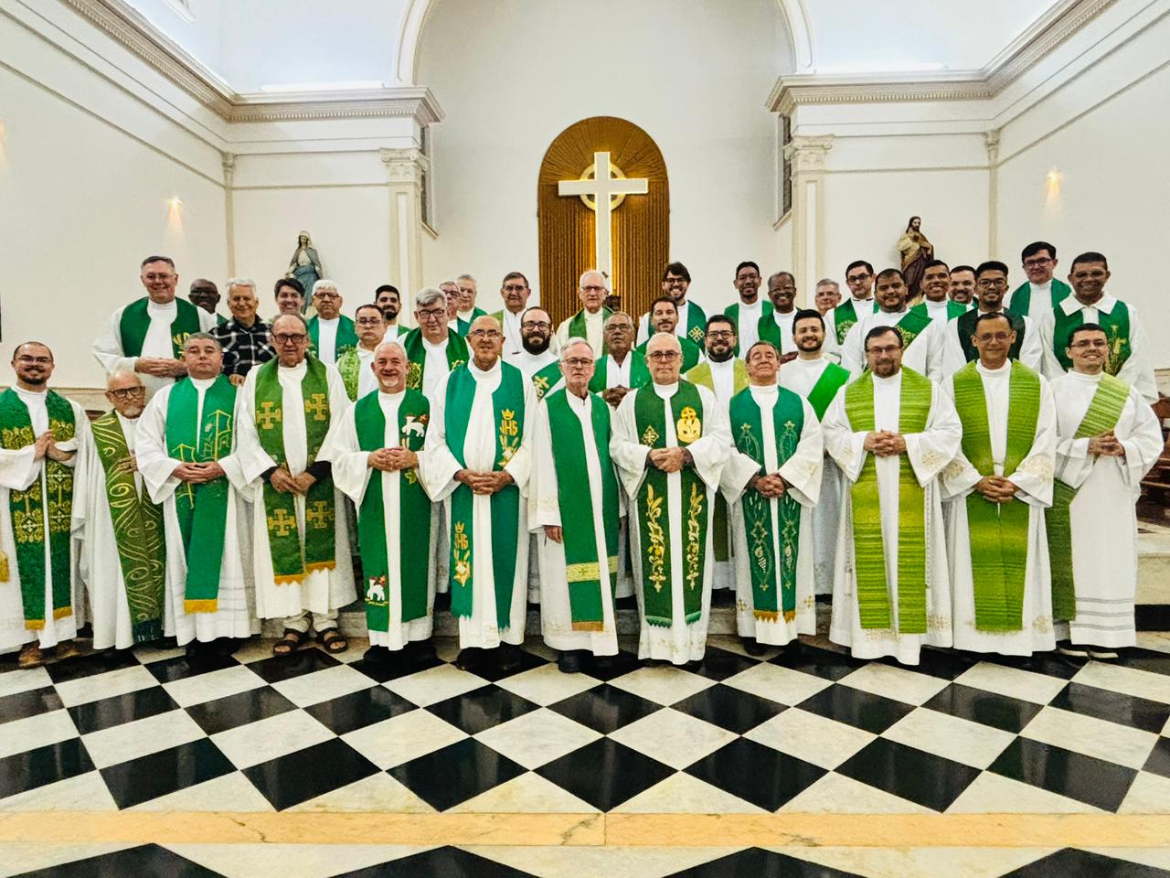 Retiro do clero da Diocese de Jales recebe assessoria do Cardeal Dom Leonardo Steiner