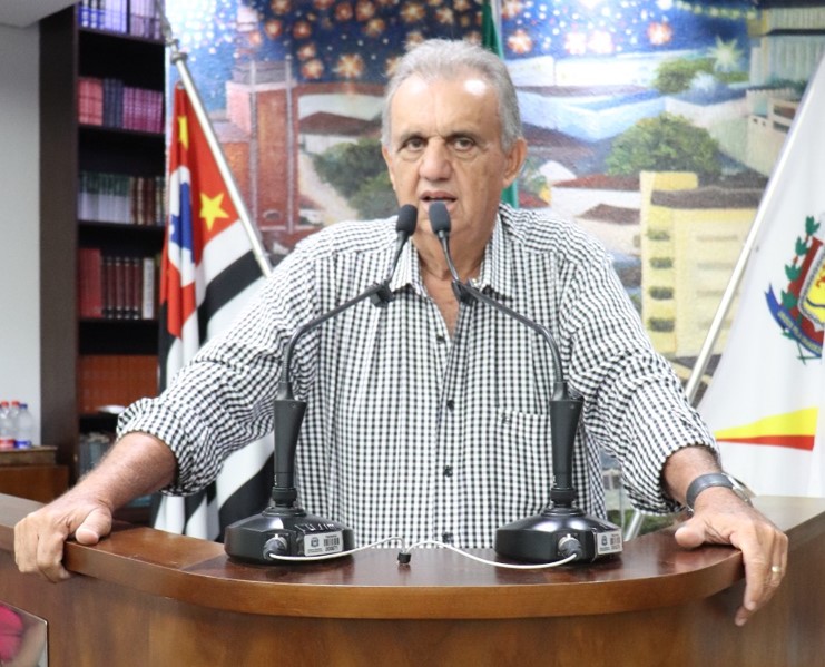 Baroni quer informações sobre licitação para reforma do Cemitério da Saudade
