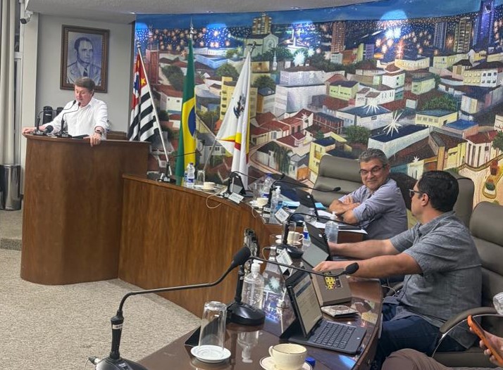 Câmara realiza sessão ordinária a aprova três Projetos