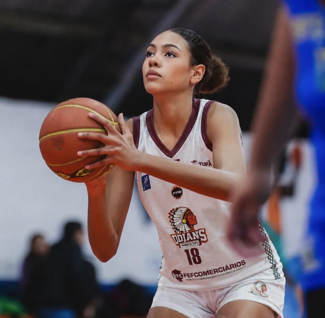 Ana Júlia, ex-atleta do basquete de Fernandópolis, é convocada para a Seleção Brasileira